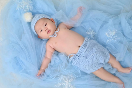 邹平宝宝间歇性斜视