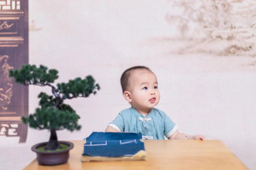 邹平宝宝喊肚子疼怎么回事